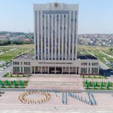 130 молодых госслужащих Шымкента «собрались» в ON Госслужащие Шымкента провели флешмоб
