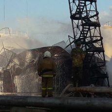 Пожар на нефтебазе в Шымкенте ликвидировали только утром Пожар локализован в Шымкенте
