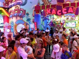 ТРЦ "Shymkent PLAZA" устроил сказочное шоу детям в праздничный день