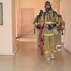Журналисты Шымкента примерили на себя груз пожарного дела Журналисты примерили на себя груз пожарных