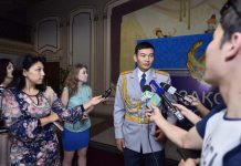 Герой-полицейский к профессиональному празднику получил квартиру в Шымкенте Турар Артыкбаев