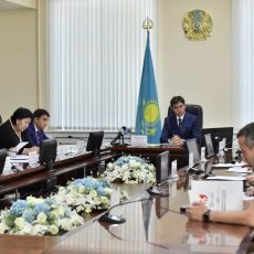 Районные акимы Шымкента рассказали о судьбе вопросов и жалоб горожан Аким города встречается с акимами районов