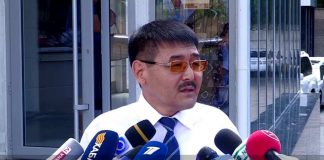 Видеоподробности задержания главаря шымкентской ОПГ показали следователи Подробности задержания главаря шымкентской ОПГ рассказали следователи