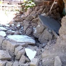 В Шымкенте без видимой причины рухнуло жилое строение В Шымкенте без видимой причины рухнуло саманное жилое строение