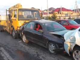 Водитель грузовика протаранил 7 автомашин в Шымкенте