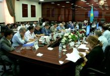 Депутаты предложили возобновить присуждение звания «Почетный гражданин ЮКО» Заседание маслихата ЮКО