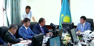 Пять чиновников в ЮКО лишились своих должностей Постоянная комиссия маслихата ЮКО