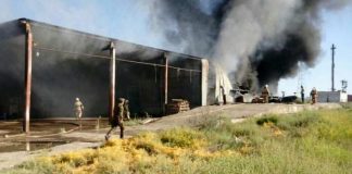 В Туркестане сгорел склад с ватой и салфетками В Туркестане сгорел склад