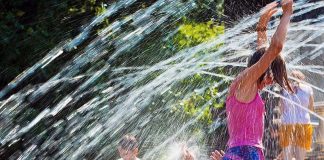 Советы по спасению от жары шымкентцы получают по whatsapp-рассылке Жара в городе