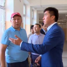 Аким Шымкента отметил неряшливость строительства на объектах образования Аким Шымкента отметил неряшливость строительства на объектах образования