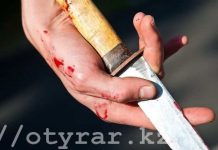 В Шымкенте задержаны подозреваемые в разбойном нападении на мужчину Человек с ножом