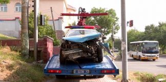 В Шымкенте патрульный экипаж МПС столкнулся с легковушкой Автопатруль на эвакуаторе