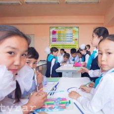 Новый предмет предложили ввести в казахстанских школах Школьники