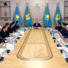Своевременно ввести в эксплуатацию школы и детские сады поручил акиму ЮКО президент Нурсултан Назарбаев Встреча акимов областей с президентом