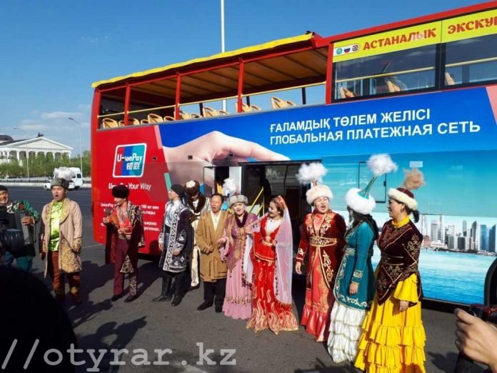 Южноказахстанские артисты выступили в Астане