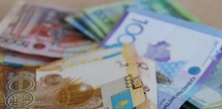 Два года свободного плавания тенге. Что изменилось Курс нацвалюты падает