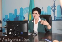 Школьникам Шымкента запретили пользоваться телефонами Жанат Тажиева