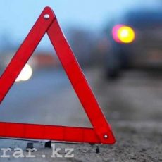 В Шымкенте водитель сбил женщину насмерть и скрылся Водитель сбил женщину и скрылся