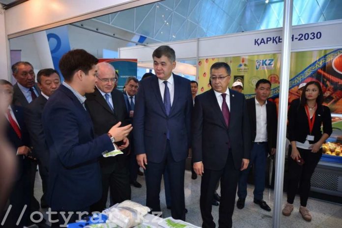 В Астане проходит выставка южноказахстанских товаропроизводителей «Оңтүстік өнімдері»