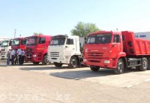 В Шымкенте продают КамАЗы с двигателем от Mercedes В Шымкенте продают КамАЗы с двигателем от Mersedes