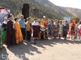 В Сайрам-Угамском национальном парке прошел фестиваль "ЭтноАртФест"