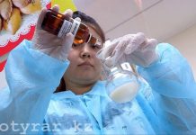 В Шымкенте выбрать безопасные продукты помогает передвижная лаборатория В Шымкенте выбрать безопасные продукты помогает передвижная лаборатория