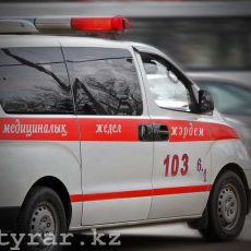 На дорогах Ленгера прошел рейд «Уступи дорогу спецмашине» Машина скорой помощи