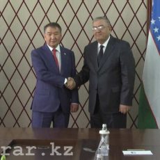 В Шымкенте состоялась встреча председателей Верховных Судов Казахстана и Узбекистана Верховные судьи Казахстана и Узбекистана