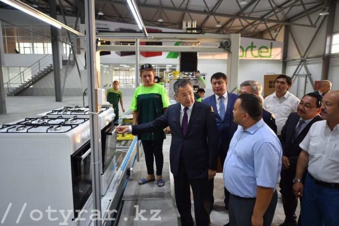 В ЮКО узбекские инвесторы запустили цех по сборке бытовых газовых плит