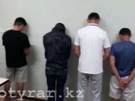 Полицейские Шымкента задержали группу подростков с огнестрельным и травматическим оружием