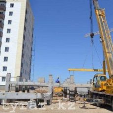Очередникам на жилье необходимо каждый год обновлять документы В микрорайоне Нурсат из окна выпал строитель