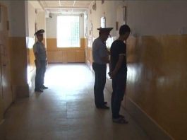 В Шымкенте полицейские задержали серийных "домушников"