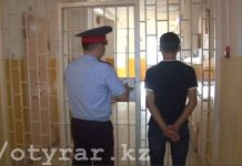 В Шымкенте несовершеннолетний грабитель отбирал телефоны В Шымкенте задержан несовершеннолетний грабитель
