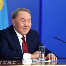 Назарбаев рассказал, как правильно начать рабочий день Нурсултан Назарбаев на пресс-конференции в Астане