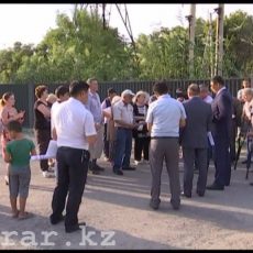 Владельцы домов на Кошкарате требуют полной и правдивой информации о предстоящем сносе их района Владельцы домов на Кошкарате требуют полной и правдивой информации о предстоящем сносе их района