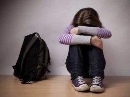 13-летнюю жертву насилия выгоняют из школы в Шымкенте