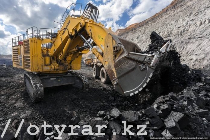 Угольный разрез в Казахстане