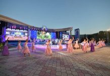 Восьмой ретро-фестиваль «Арыс жағасында» прошел в Шымкенте Очередной ретро-фестиваль «Арыс жағасында» прошел в Шымкенте