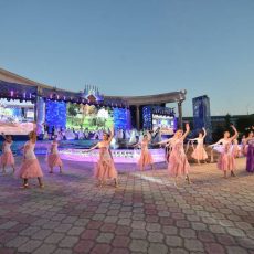 Восьмой ретро-фестиваль «Арыс жағасында» прошел в Шымкенте Очередной ретро-фестиваль «Арыс жағасында» прошел в Шымкенте