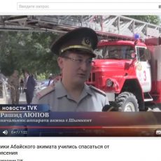 Что хочу, то и надеваю Р. Аюпов одет в военную форму