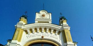 Вокзал Туркестана: неожиданно, торжественно и изящно (фото) Вокзал в Туркестане