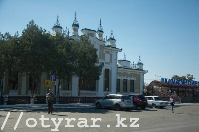Вокзал в Туркестане