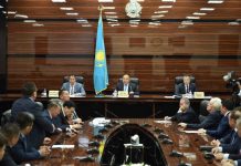 В ЮКО реорганизуют четыре управления Сессия Южно-Казахстанского областного маслихата шестого созыва