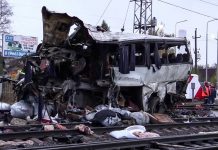 Стал известен владелец попавшего в крупную аварию в РФ автобуса Столкновение российского поезда с казахстанским автобусом