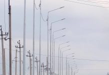 Брусчатку, фонари и скамейки с урнами на улицах Аксукента жители увидели впервые Брусчатку, фонари и скамейки с урнами на своих улицах жители Аксукента увидели впервые