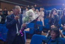 Гендерный вопрос: кто главнее? или Аким: красавчик или просто пиар "Pecha Kucha"