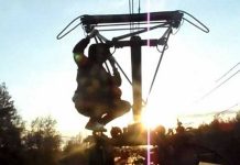 Шымкентский подросток забрался на вагон и получил удар током