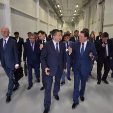 Первый заместитель Премьер-министра РК Аскар Мамин прибыл с рабочей поездкой в ЮКО Первый заместитель Премьер-Министра РК А.Мамин прибыл с рабочей поездкой в Южно-Казахстанскую область