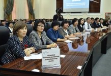 Увеличены образовательные гранты на обучение одаренных детей в НИШ Группа НИШ на подписании меморандума