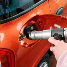 С 1 января газ в Казахстане подорожает Заправка газа